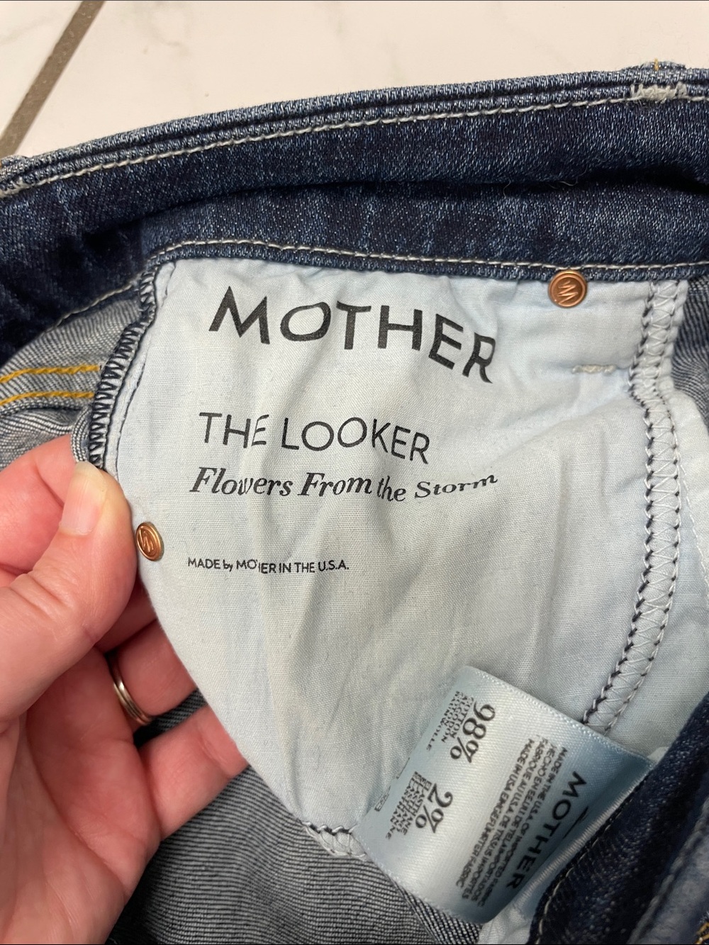 MOTHER Women’s The Looker
Flowers From the Storm Dark Denim Skinny Jeans Size 26 - Picture 6 of 12